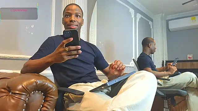 CharlesBrown  online show from December 22, 12:05 pm