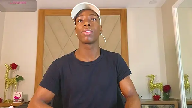 Snapshot of CharlesBrown_ chatting on May 19, 1:07 pm CharlesBrown online show from May 19, 1:07 pm