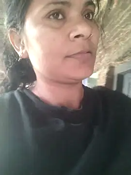 couple 71 online show from December 14, 6:08 am