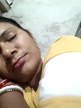 couple 71 online show from March 24, 3:34 pm