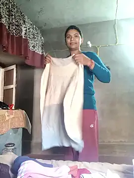 couple 71 online show from January 13, 4:27 am