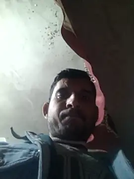 couple 71 online show from January 12, 6:53 am