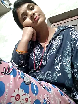 couple 71 online show from October 29, 7:29 am