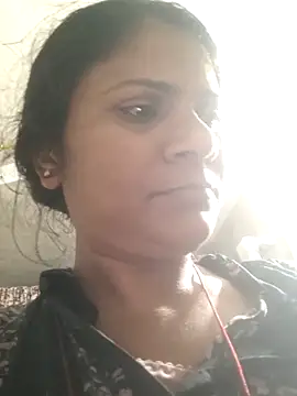 couple 71 online show from March 14, 5:08 pm