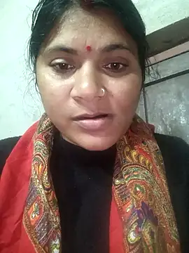 couple 71 online show from January 10, 2:12 pm