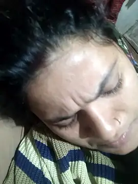 couple 71 online show from January 13, 6:01 pm