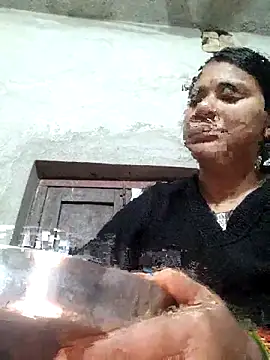 couple 71 online show from December 15, 8:03 pm