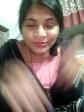 couple 71 online show from December 4, 5:06 am