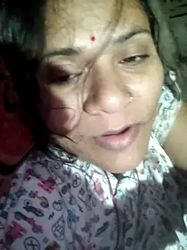 Snapshot of couple_71 chatting on May 22, 6:39 pm couple 71 online show from May 22, 6:39 pm