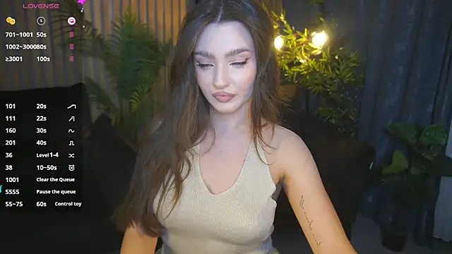 OceanEyessss  online show from October 18, 7:38 pm