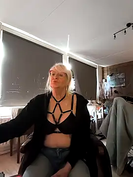 SexyKato001 online show from November 6, 12:42 pm