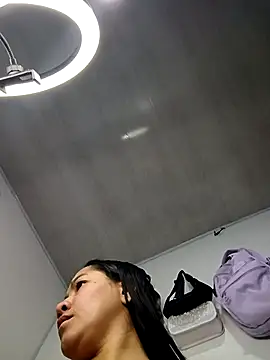 violettaa millerss online show from March 22, 10:22 pm