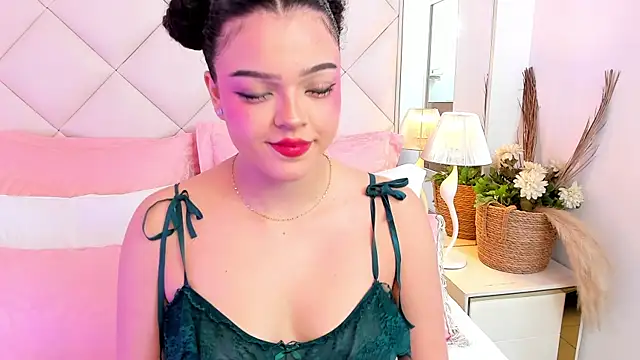 LilBoonew online show from September 9, 12:25 pm