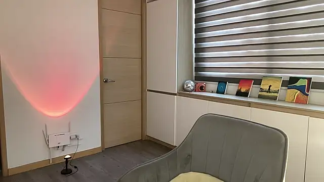 Snapshot of sweettaaron01 chatting on November 14, 6:11 pm sweettaaron01 online show from November 14, 6:11 pm