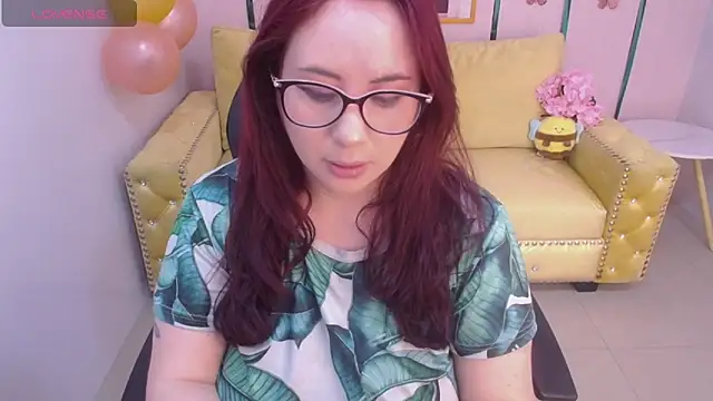 bellatrix ch online show from April 8, 1:23 pm