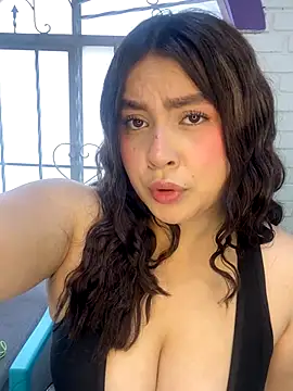 Snapshot of ZairaVanCleef chatting on September 12, 6:18 pm ZairaVanCleef online show from September 12, 6:18 pm