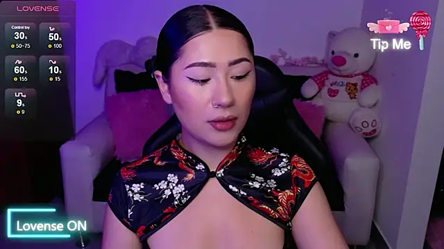 evelyn ch  online show from November 15, 10:52 am