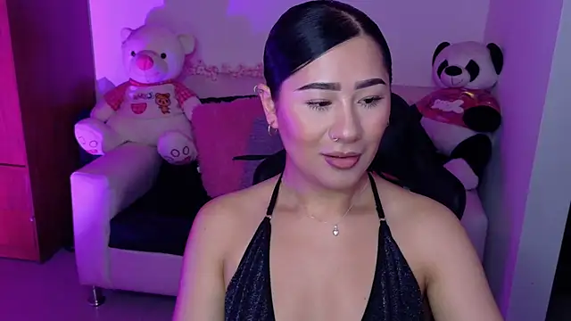 evelyn ch  online show from November 6, 11:14 am