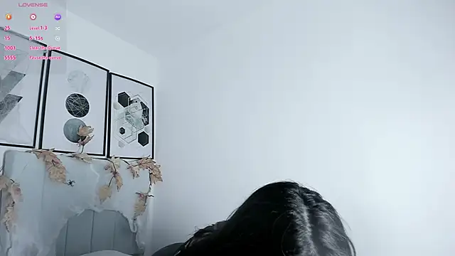 hinazuru online show from October 22, 7:02 pm