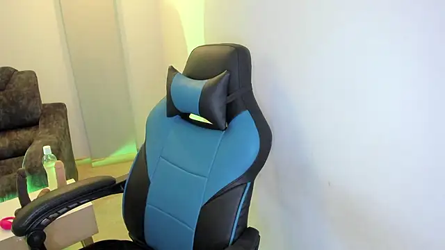 Scarbadgirl  online show from March 13, 3:55 am