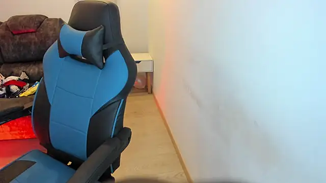 Scarbadgirl  online show from February 28, 4:01 am