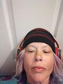 anonymity awaitsxh online show from November 7, 4:50 am