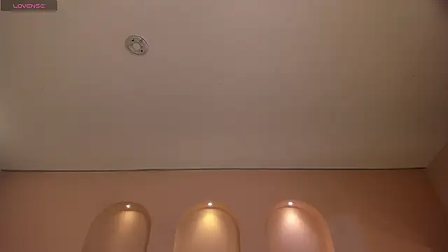 IsabellaMoreau online show from October 25, 7:58 pm