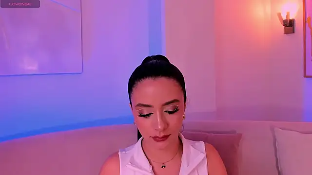 IsabellaMoreau online show from September 23, 6:48 pm