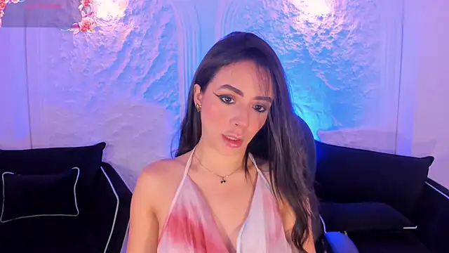 IsabellaMoreau online show from April 19, 5:58 pm