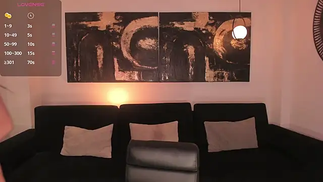 IsabellaMoreau online show from January 11, 6:15 pm