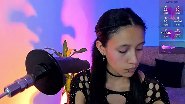 alicemoon   online show from December 2, 10:06 am