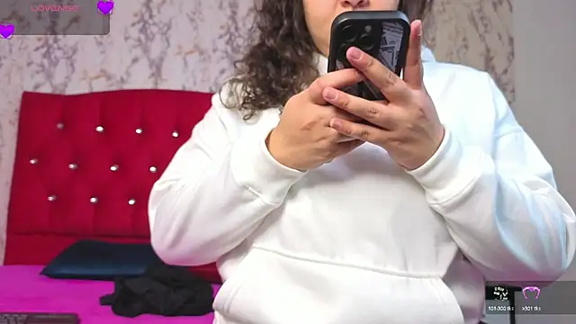 Larissa Antonella online show from September 28, 7:54 pm