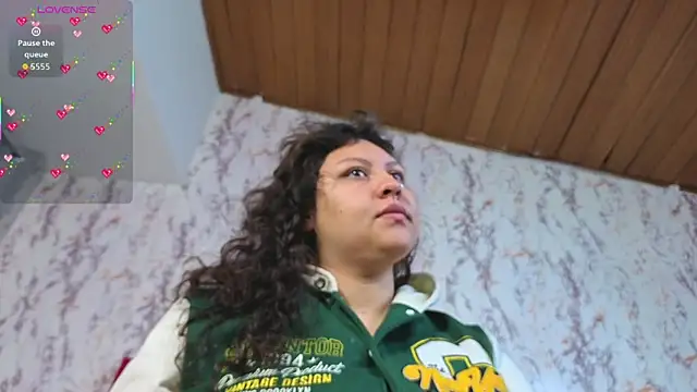 Larissa Antonella online show from October 11, 4:02 am