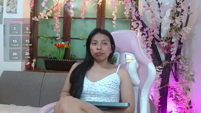 samara selene online show from May 30, 3:13 am