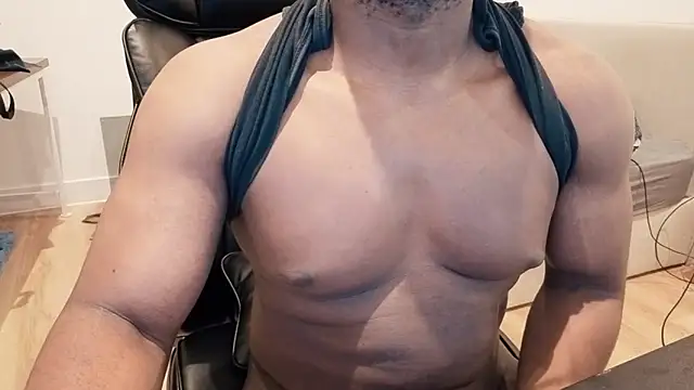 BBCThomas1231 online show from March 12, 6:45 pm