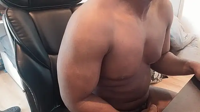 BBCThomas1231 online show from April 19, 8:04 am