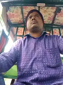 Snapshot of CatchingBouquet chatting on November 27, 2:34 am CatchingBouquet online show from November 27, 2:34 am