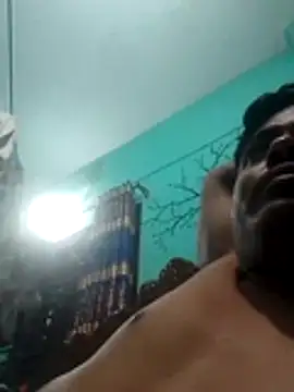 Snapshot of CatchingBouquet chatting on March 15, 2:46 pm CatchingBouquet online show from March 15, 2:46 pm