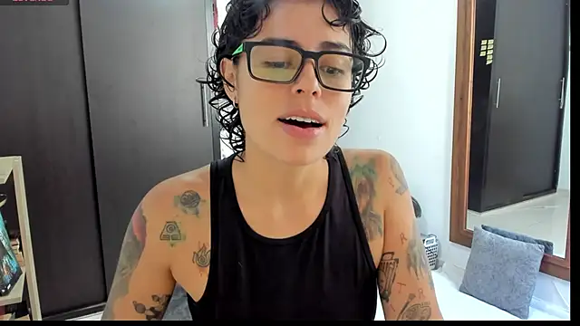 Snapshot of natt_op chatting on June 30, 2:39 pm natt op online show from June 30, 2:39 pm