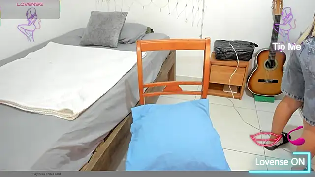 natt op online show from February 5, 1:12 am