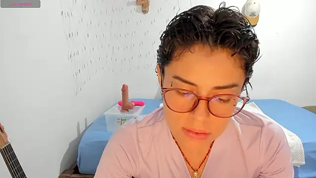 natt op online show from March 29, 12:01 am