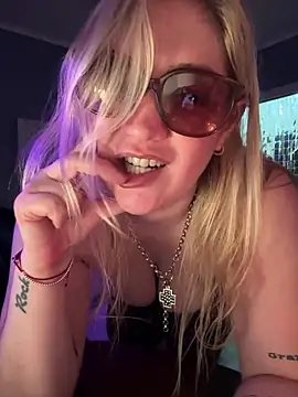 Granlady7 online show from March 13, 7:13 am