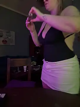 Granlady7 online show from February 4, 11:44 pm