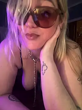 Granlady7 online show from March 29, 7:10 am