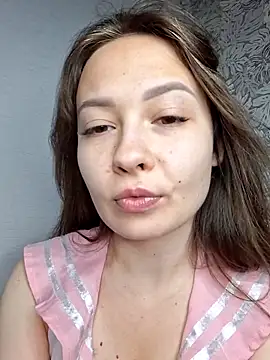 Snapshot of Olivia_OliV chatting on June 10, 1:18 am Olivia OliV online show from June 10, 1:18 am
