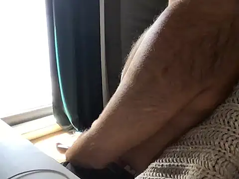 Snapshot of TomTop_11 chatting on September 9, 8:24 am TomTop 11 online show from September 9, 8:24 am