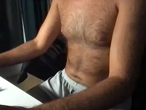 Snapshot of TomTop_11 chatting on September 29, 9:09 pm TomTop 11 online show from September 29, 9:09 pm