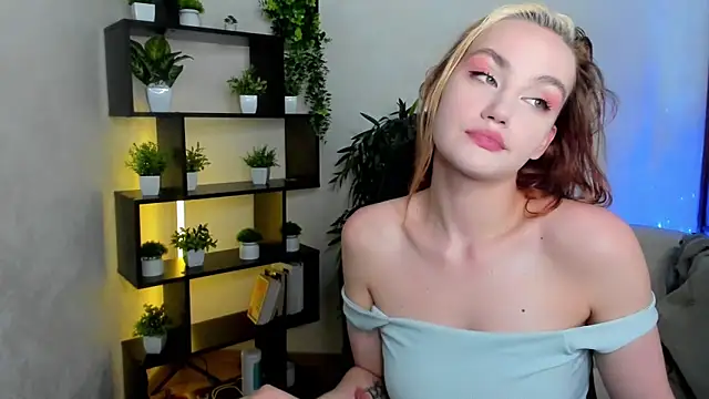 Ida FaneStain online show from June 21, 2:06 am