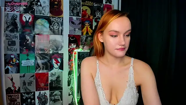 Ida FaneStain online show from October 25, 2:22 am