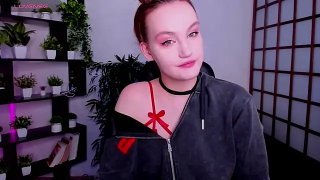 Ida FaneStain online show from February 19, 2:52 am